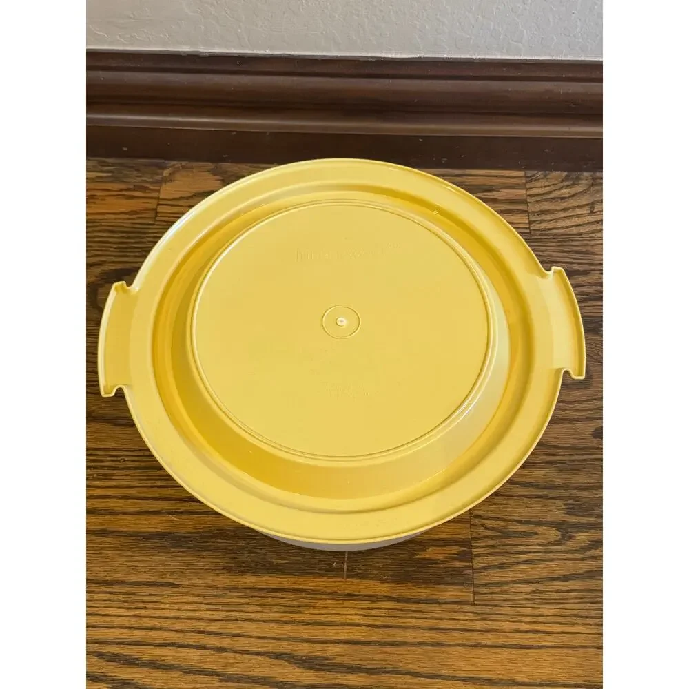 6 Pc Tupperware Set 1970s Cake And Pie Keeper Carrier Harvest Gold Vintage Retro